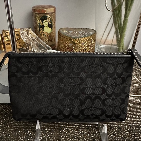 Vintage Coach leatherware pouch EUC - Picture 3 of 11